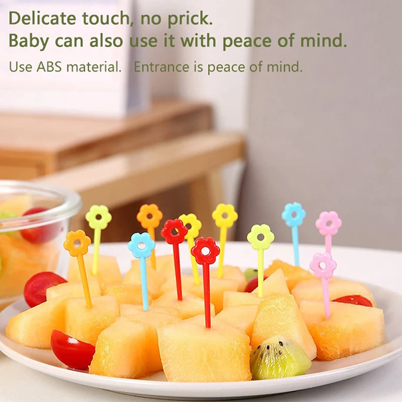 1 Set Plastic Fruit Fork Picks Mini Cartoon Children Snack Cake Dessert Picks Toothpick For Kid's Bento Party Decoration